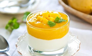 Semifreddo allo yogurt e mango
