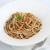 Spaghetti alla chitarra con olive, acciughe, limone e mollica fritta
