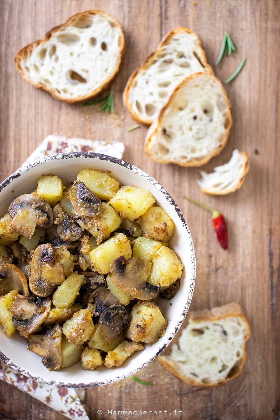Funghi e patate al forno