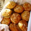 Muffin con muesli, vaniglia e confettura di lampone